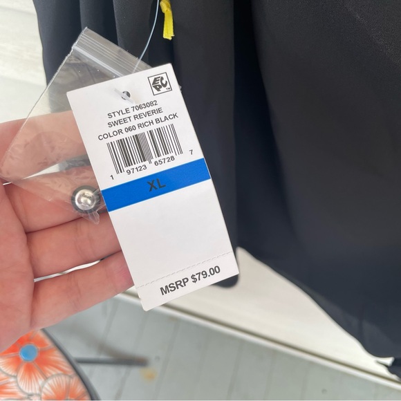 CeCe Long Sleeve Asymmetrical One Shoulder Blouse in Rich Black Size XL (NWT) - Picture 4 of 13